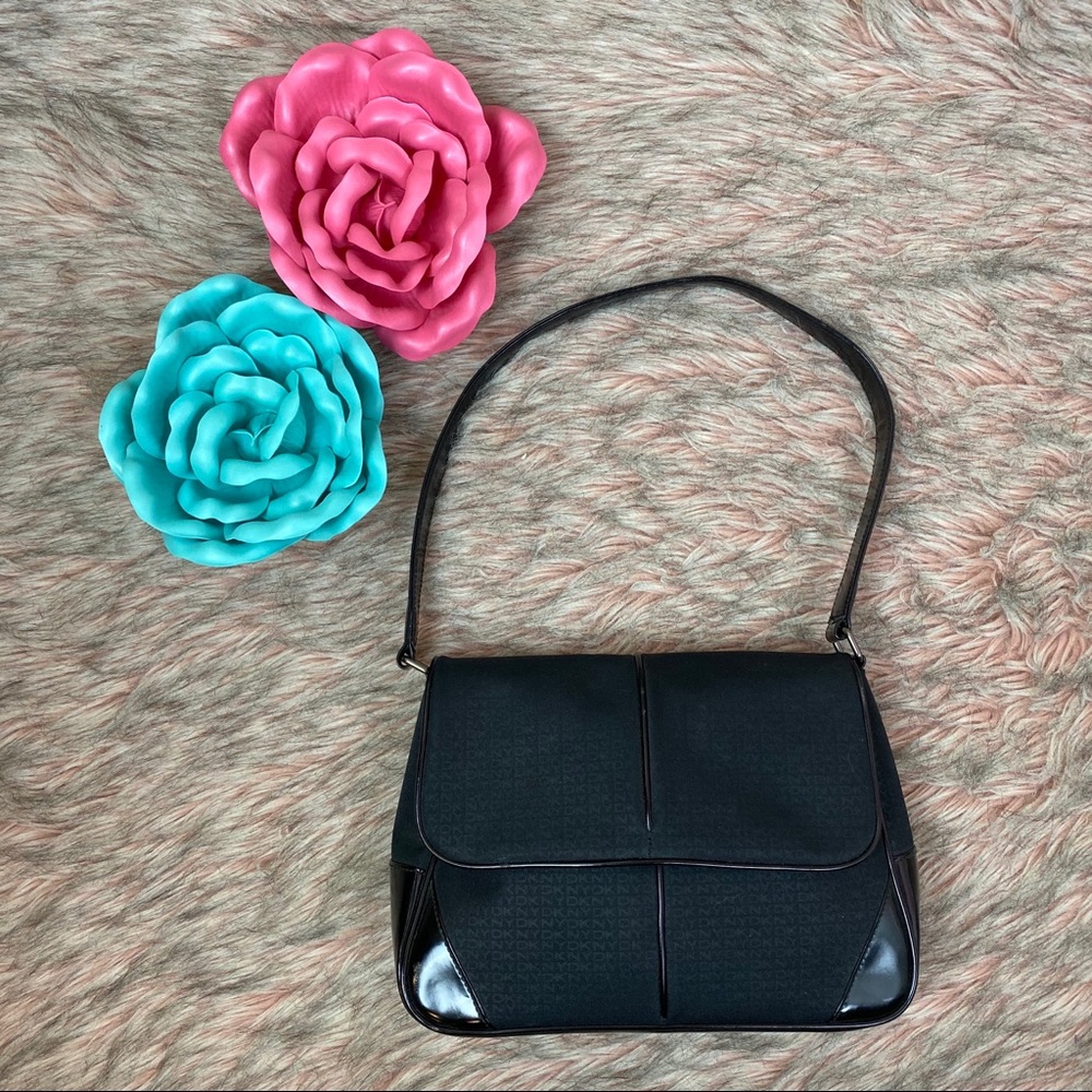 Dkny Vintage Shoulder Bag Gem